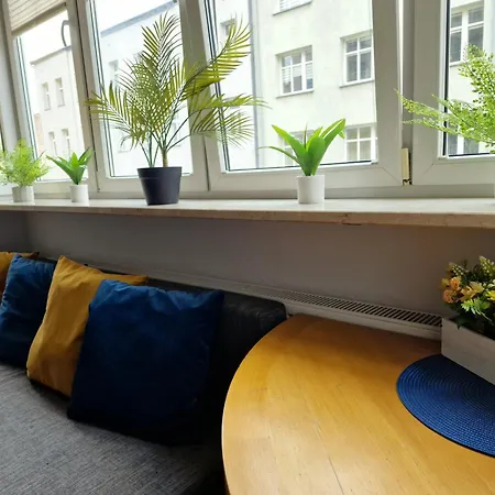 The Essence Of Διαμέρισμα *